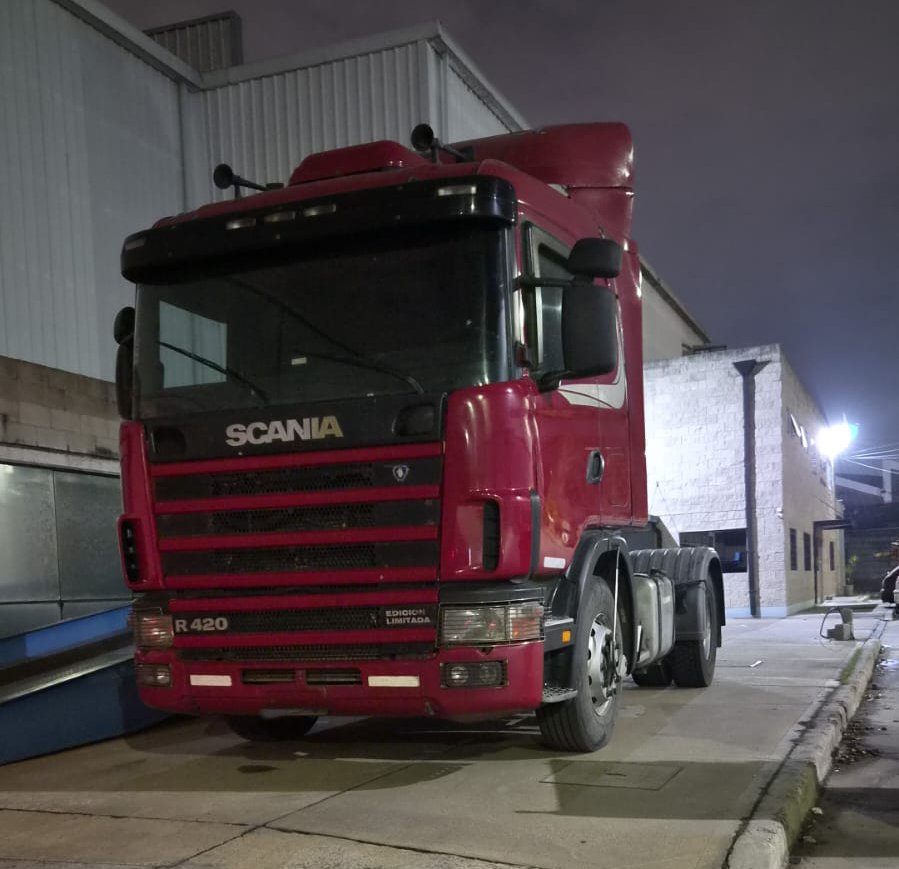 Montanari Camiones Camion usado Scania R420 4x2